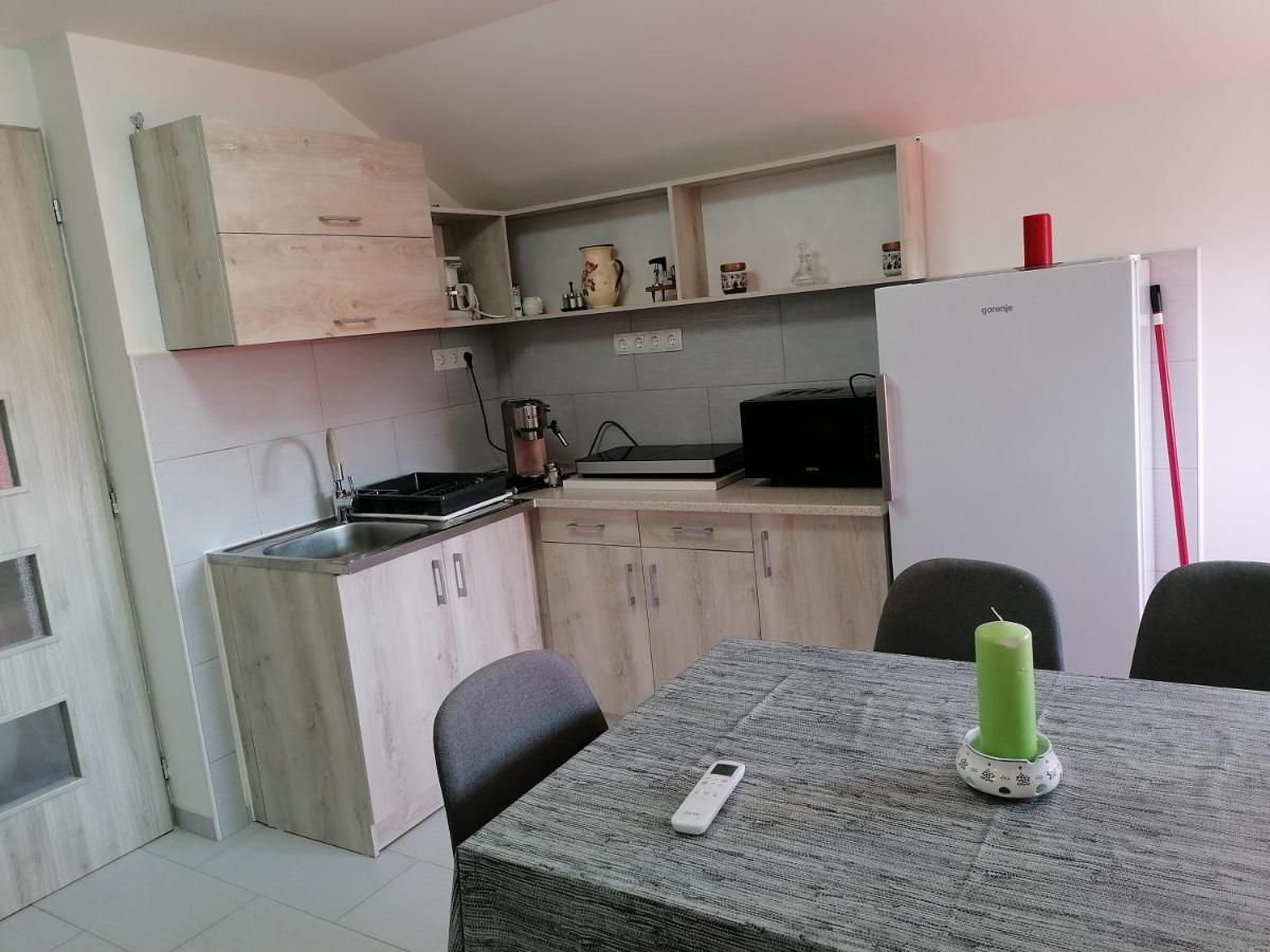 Mimi Vendeghaz Apartment Siofok Exterior photo